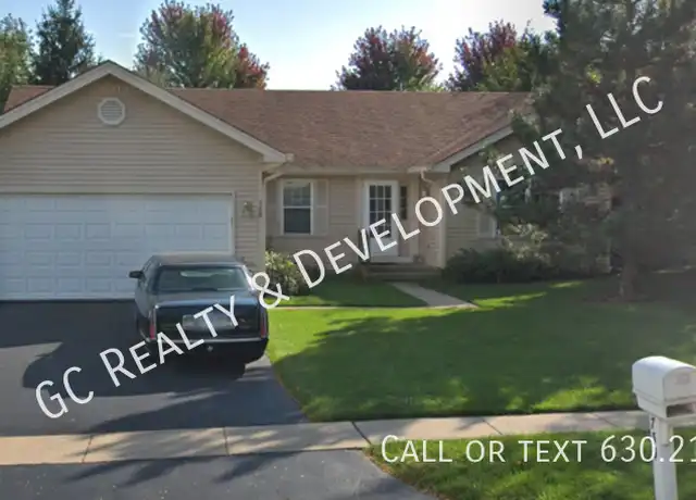Property at 735 Grandview Dr, Crystal Lake, IL, 60014, 3 beds, 2 baths, [object Object]
