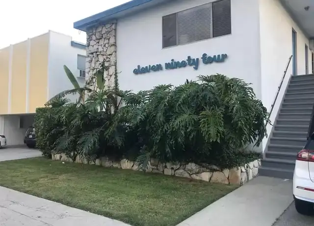 Property at 1194 W. 30th Street - 1194 W 30th St, Los Angeles, CA, 90007, 0-1 beds, 1 bath, [object Object]