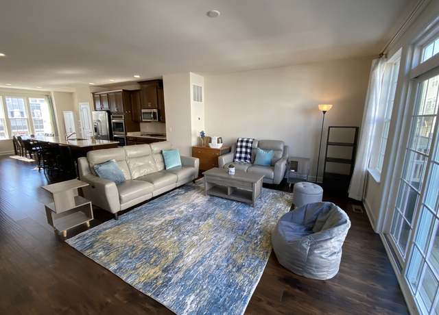 Photo of 6002 Camerons Ferry Dr, Haymarket, VA 20169