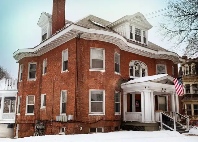 Property at 207 S Union St #6, Burlington, VT, 05401, 3 beds, 1 bath, [object Object]