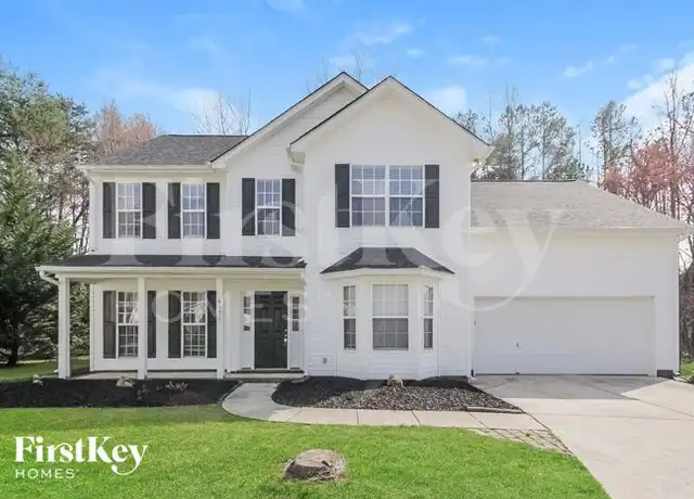 Property at 6051 Hedgecrest Pl, Charlotte, NC, 28269, 4 beds, 2.5 baths, [object Object]