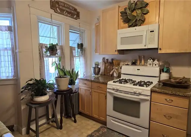 Property at 111 Second St, East Providence, RI, 02914, 2 beds, 1 bath, [object Object]