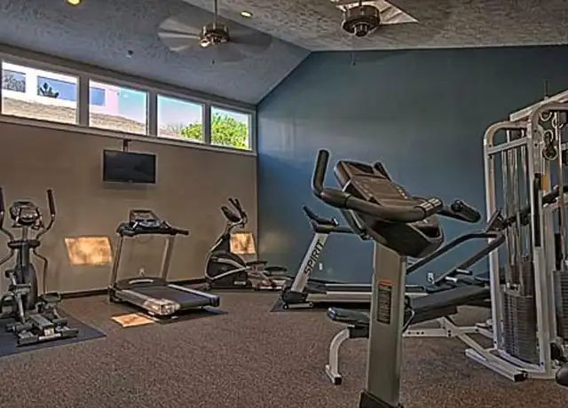 Property at 5344 S 99th St Unit 41S-2B, Omaha, NE, 68127, 1 bed, 1 bath, [object Object]