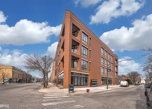 Property at 3114 N Ridgeway Ave Unit 302, Chicago, IL, 60618, 3 beds, 2 baths, [object Object]