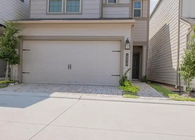Property at 10412 Marston Vineyard Dr, Houston, TX, 77025, 3 beds, 2.5 baths, [object Object]