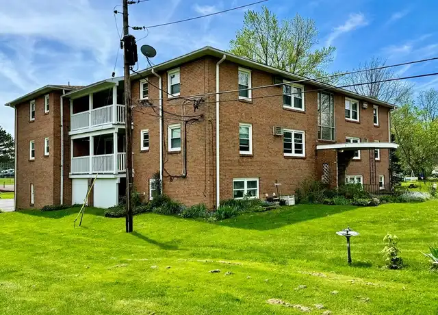 Property at 6321 W Quaker St Unit 9, Orchard Park, NY, 14127, 2 beds, 1.5 baths, [object Object]