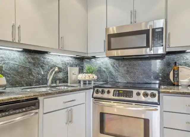 Property at 2295 Vallejo St #404, San Francisco, CA, 94123, 1 bed, 1 bath, [object Object]