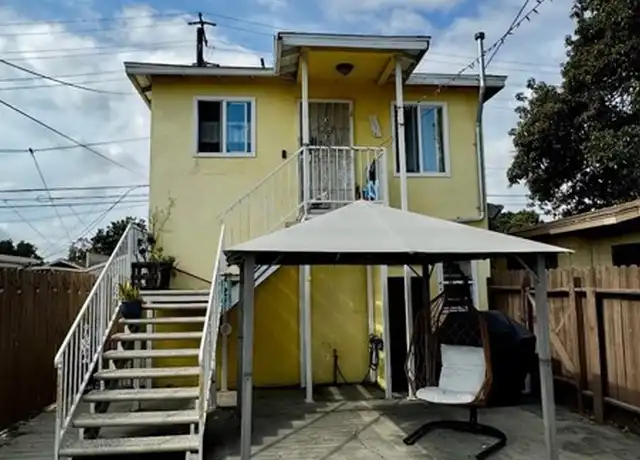 Property at 1627 W Parade St, Long Beach, CA, 90810, 2 beds, 1 bath, [object Object]