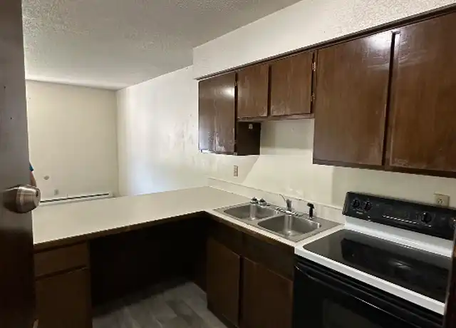 Property at 320 Oak Ave N Unit 221, Thief River Falls, MN, 56701, 1 bed, 1 bath, [object Object]