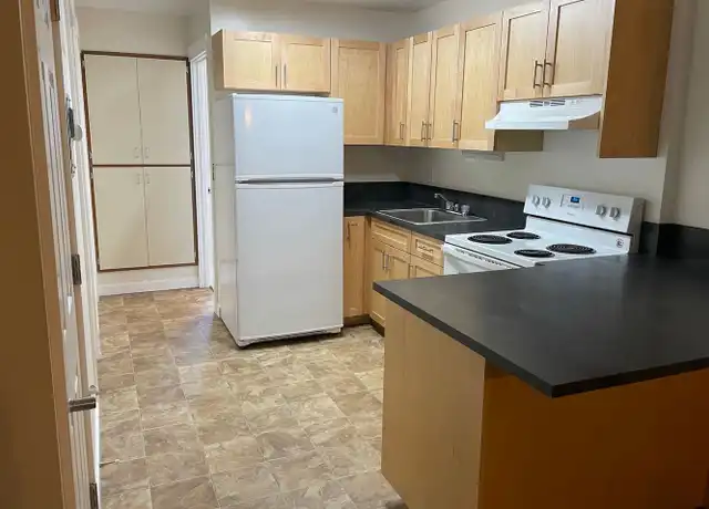 Property at 1229 SW 126th St Unit 2, Burien, WA, 98146, 2 beds, 1 bath, [object Object]