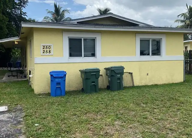 Property at 258 NE 41st St #258, Oakland Park, FL, 33334, 2 beds, 1 bath, [object Object]