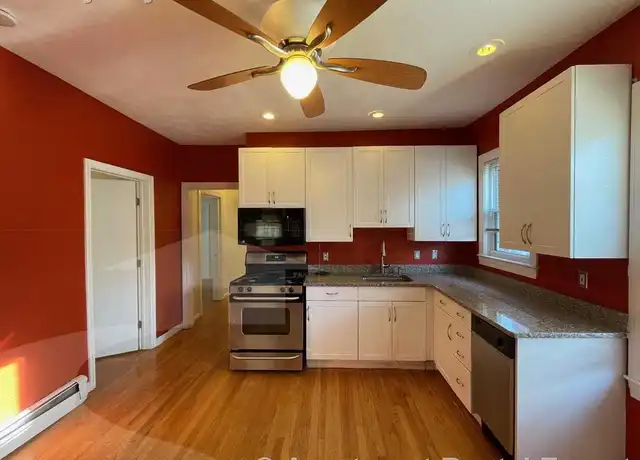 Property at 68 Kenmere Rd, Medford, MA, 02155, 3 beds, 1 bath, [object Object]