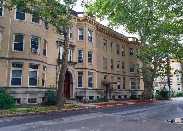 Property at 40 Parkman St Unit 2A, Brookline, MA, 02446, 1 bed, 1 bath, [object Object]