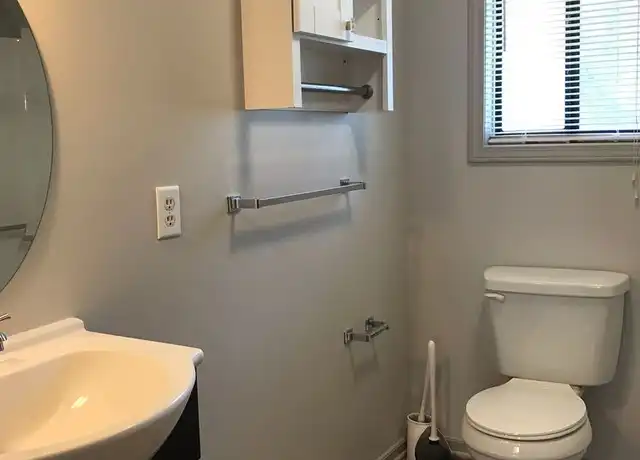 Property at 104 Cedar Ln, Pendleton, SC, 29670, 1 bed, 1 bath, [object Object]