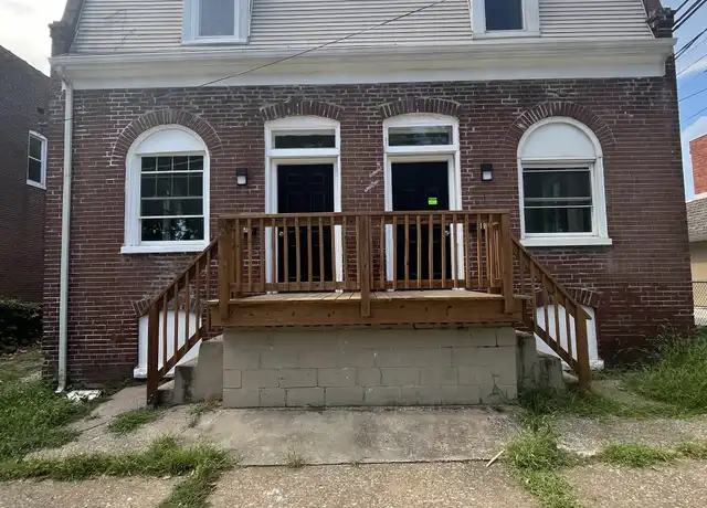 Property at 13 N 12th St Unit 13, Belleville, IL, 62220, 2 beds, 1 bath, [object Object]