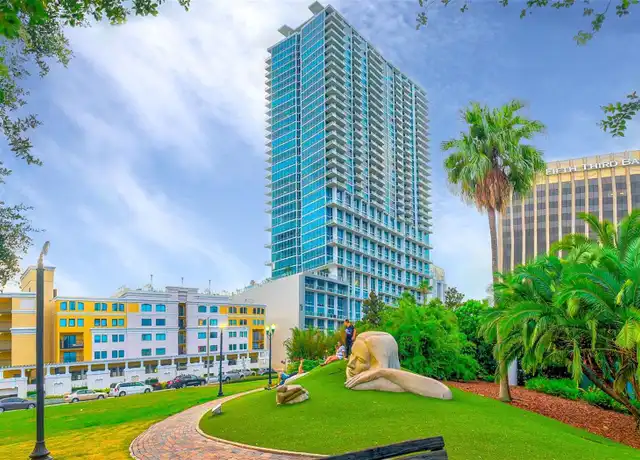 Property at 150 E Robinson St #227, Orlando, FL, 32801, 1 bed, 1.5 baths, [object Object]