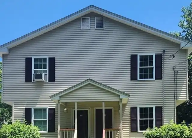 Property at 135 Moxon St Unit 0, Springfield, MA, 01151, 3 beds, 1.5 baths, [object Object]