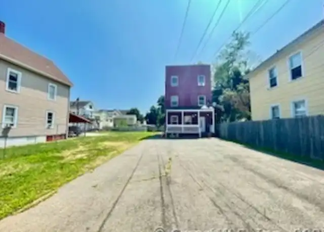 Property at 210 Rosette St, New Haven, CT, 06519, 2 beds, 1 bath, [object Object]