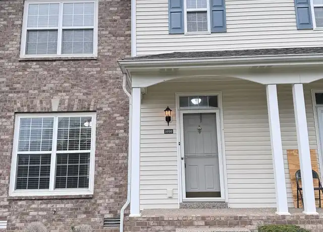 Property at 1010 McKenna Dr, Thompsons Station, TN, 37179, 2 beds, 2.5 baths, [object Object]