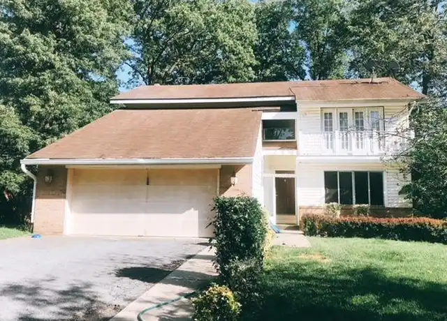 Property at 7811 Wendy Ridge Ln, Annandale, VA, 22003, 5 beds, 4.5 baths, [object Object]