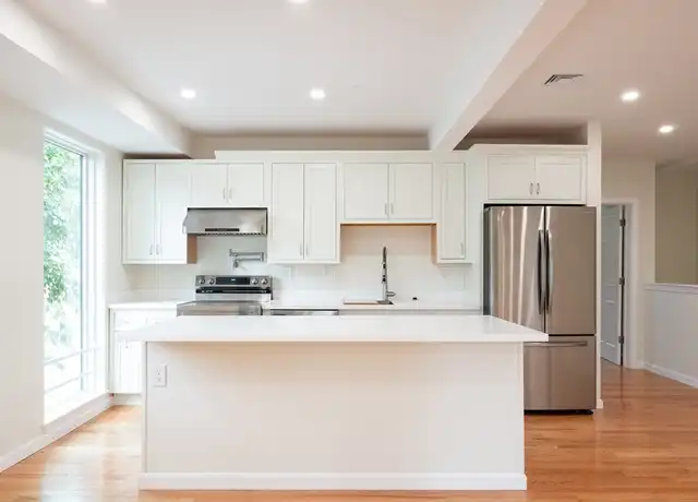 Property at 171 Everett St Unit 2, Boston, MA, 02134, 3 beds, 3.5 baths, [object Object]