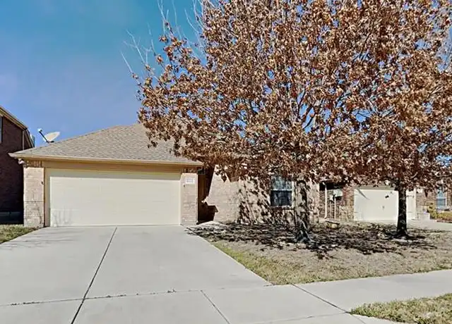 Property at 4613 Lance Leaf Dr, Fort Worth, TX, 76244, 3 beds, 2 baths, [object Object]
