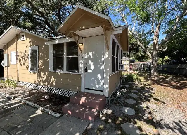 Property at 325 41st St N Unit 1, St. Petersburg, FL, 33713, 2 beds, 1 bath, [object Object]