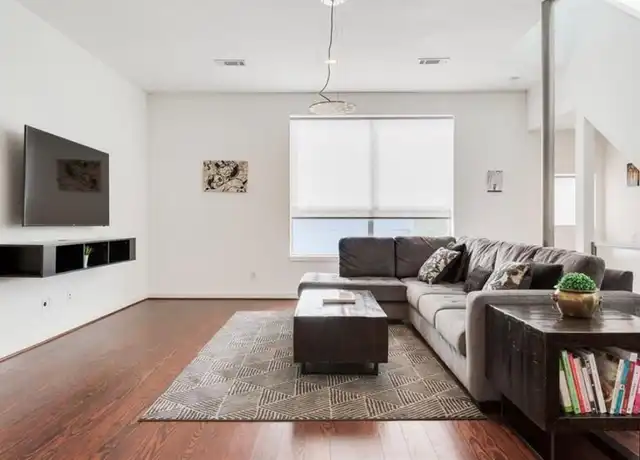 Property at 2423 Wentworth St, Houston, TX, 77004, 2 beds, 2 baths, [object Object]