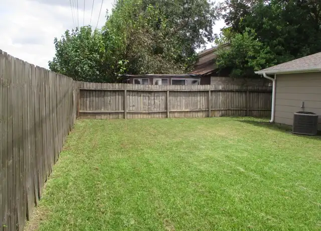 Property at 2610 Creekway Cir, Missouri City, TX, 77459, 3 beds, 2 baths, [object Object]