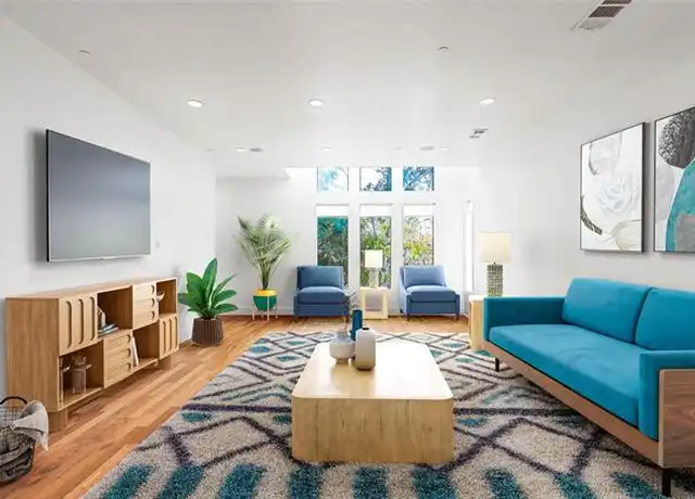 Property at 1600 N Haskell Ave #1, Dallas, TX, 75204, 2 beds, 2.5 baths, [object Object]