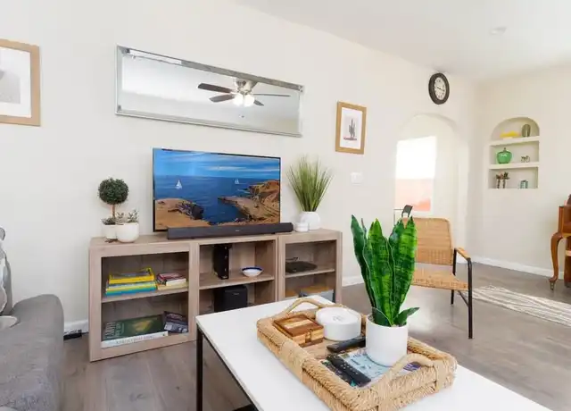 Property at Meade Avenue 3550-52 - Meade Ave Unit 1024408P, San Diego, CA, 92116, 0 beds, 1 bath, [object Object]