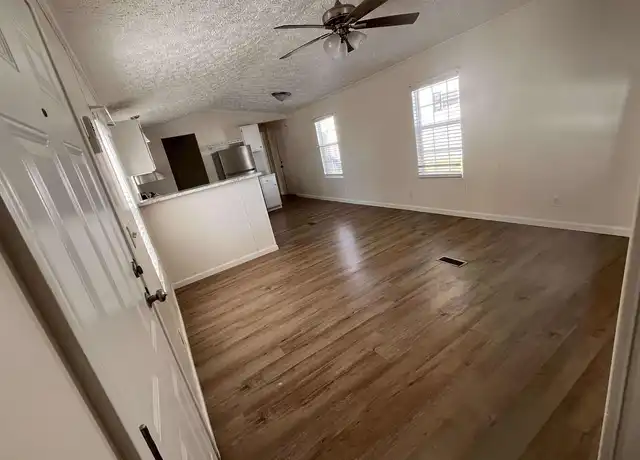 Property at 1236 N Oaklane Rd Unit 303, Springfield, IL, 62707, 3 beds, 2 baths, [object Object]