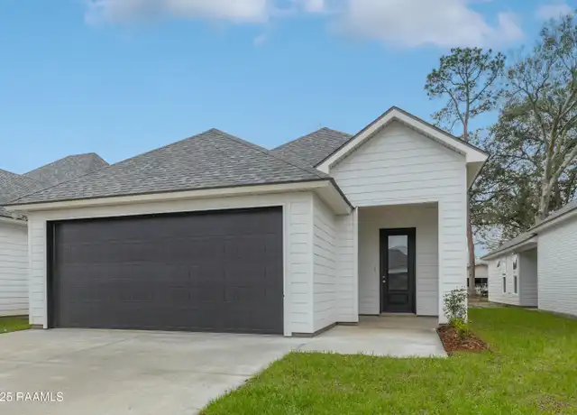 Property at 107 Alpine Dr, Lafayette, LA, 70506, 3 beds, 2 baths, [object Object]