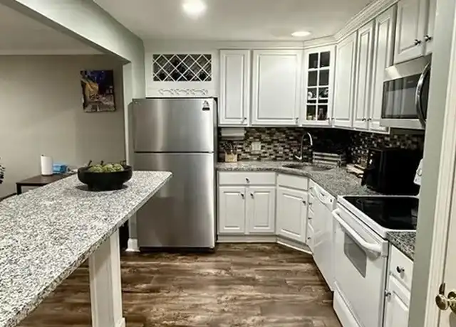 Property at 70 Warren Ave Unit 1-4, Chelsea, MA, 02150, 1 bed, 1 bath, [object Object]