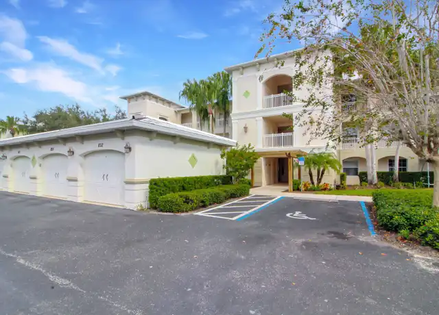 Property at 800 San Lino Cir #833, Venice, FL, 34292, 2 beds, 2 baths, [object Object]