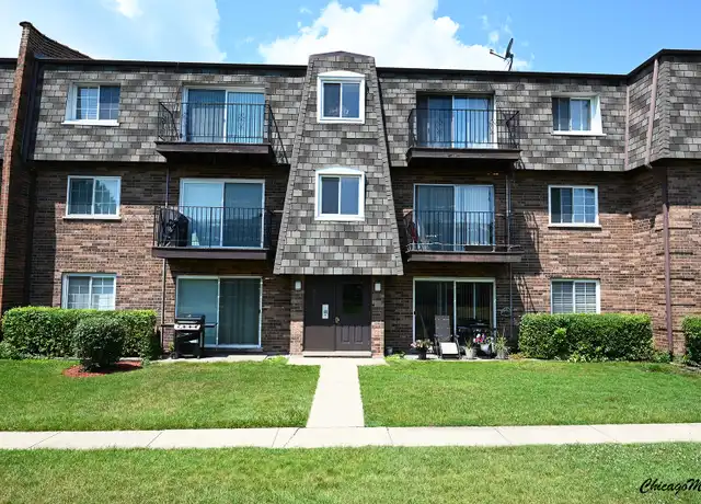Property at 9381 Bay Colony Dr Unit 3S, Des Plaines, IL, 60016, 2 beds, 1 bath, [object Object]