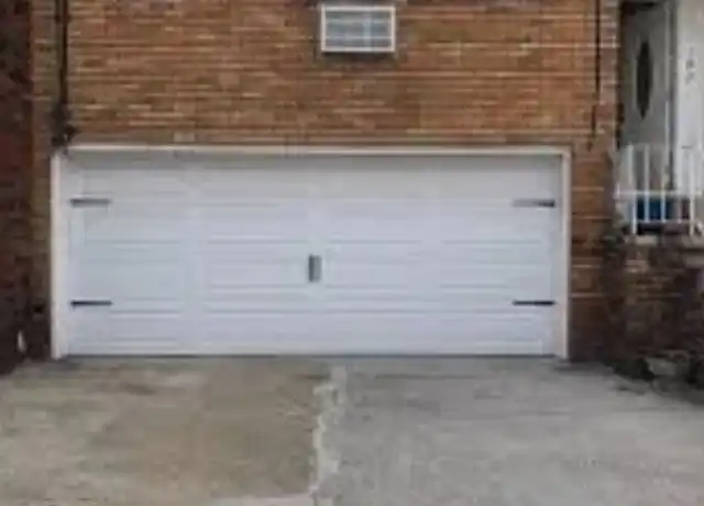 Property at 102 Garfield Ave Unit 2, Jersey City, NJ, 07305, 3 beds, 1 bath, [object Object]