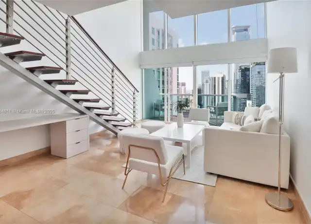 Property at 41 SE 5th St #2104, Miami, FL, 33131, 1 bed, 1.5 baths, [object Object]