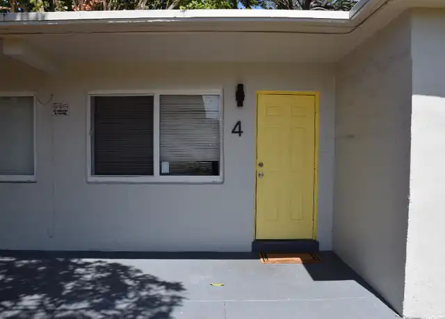 Property at 1210 NW 2nd St Unit 4, Fort Lauderdale, FL, 33311, 2 beds, 1 bath, [object Object]