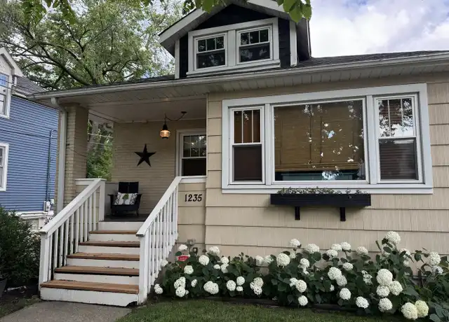 Property at 1235 Darrow Ave, Evanston, IL, 60202, 2 beds, 2 baths, [object Object]