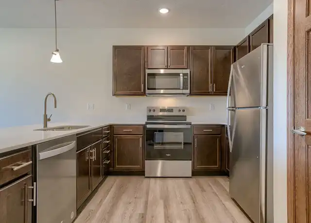 Property at Wilderness Hills South - 9941 S 37th St, Lincoln, NE, 68516, 1-2 bed, 1-2 bath, [object Object]