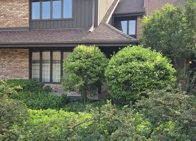 Property at 1875 Mission Hills Ln, Northbrook, IL, 60062, 3 beds, 2.5 baths, [object Object]