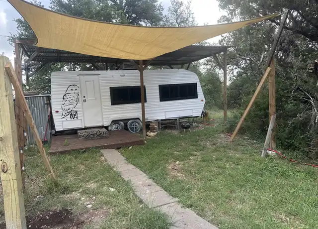 Property at 501 Owl Hollow Rd Unit 4, San Marcos, TX, 78666, 1 bed, 1 bath, [object Object]