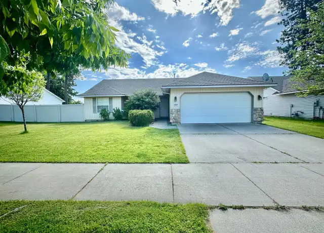 Property at 7304 N Aaron St, Coeur D Alene, ID, 83815, 3 beds, 2 baths, [object Object]
