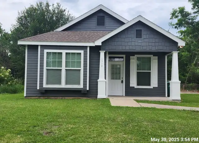 Property at 1510 W Curtis Ave, Orange, TX, 77630, 3 beds, 2 baths, [object Object]