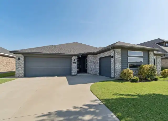 Property at 2237 NW 179th St, Edmond, OK, 73012, 4 beds, 2 baths, [object Object]
