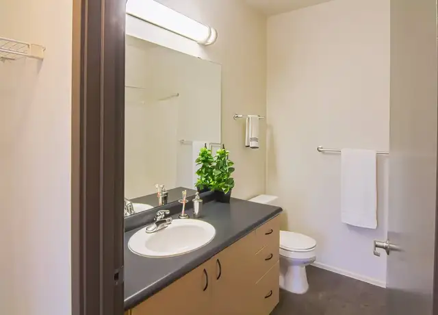 Photo of 22850 NE 8th St, Sammamish, WA 98074