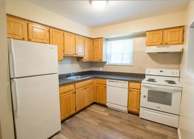 Property at Wynnewood Greens - 2415 Allenbrook Dr, Allentown, PA, 18103, 1-2 bed, 1-2 bath, [object Object]