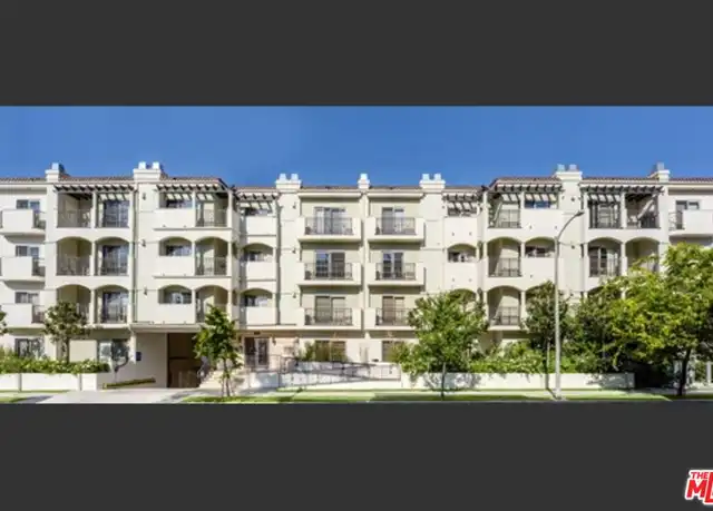 Property at 107 S Sweetzer Ave Unit 205, Los Angeles, CA, 90048, 3 beds, 2.5 baths, [object Object]