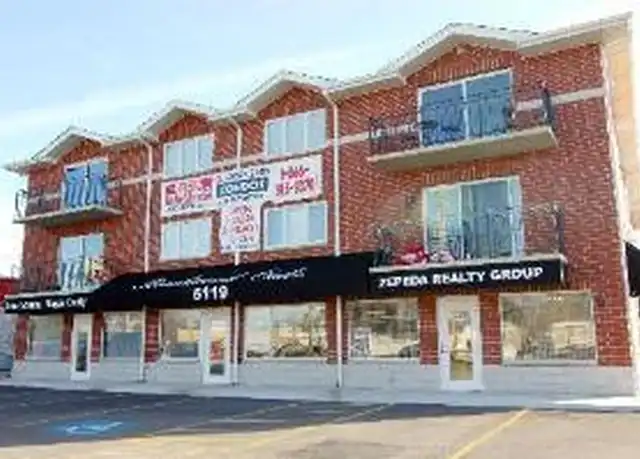 Property at 5119 159th St Unit 3SE, Oak Forest, IL, 60452, 2 beds, 2 baths, [object Object]